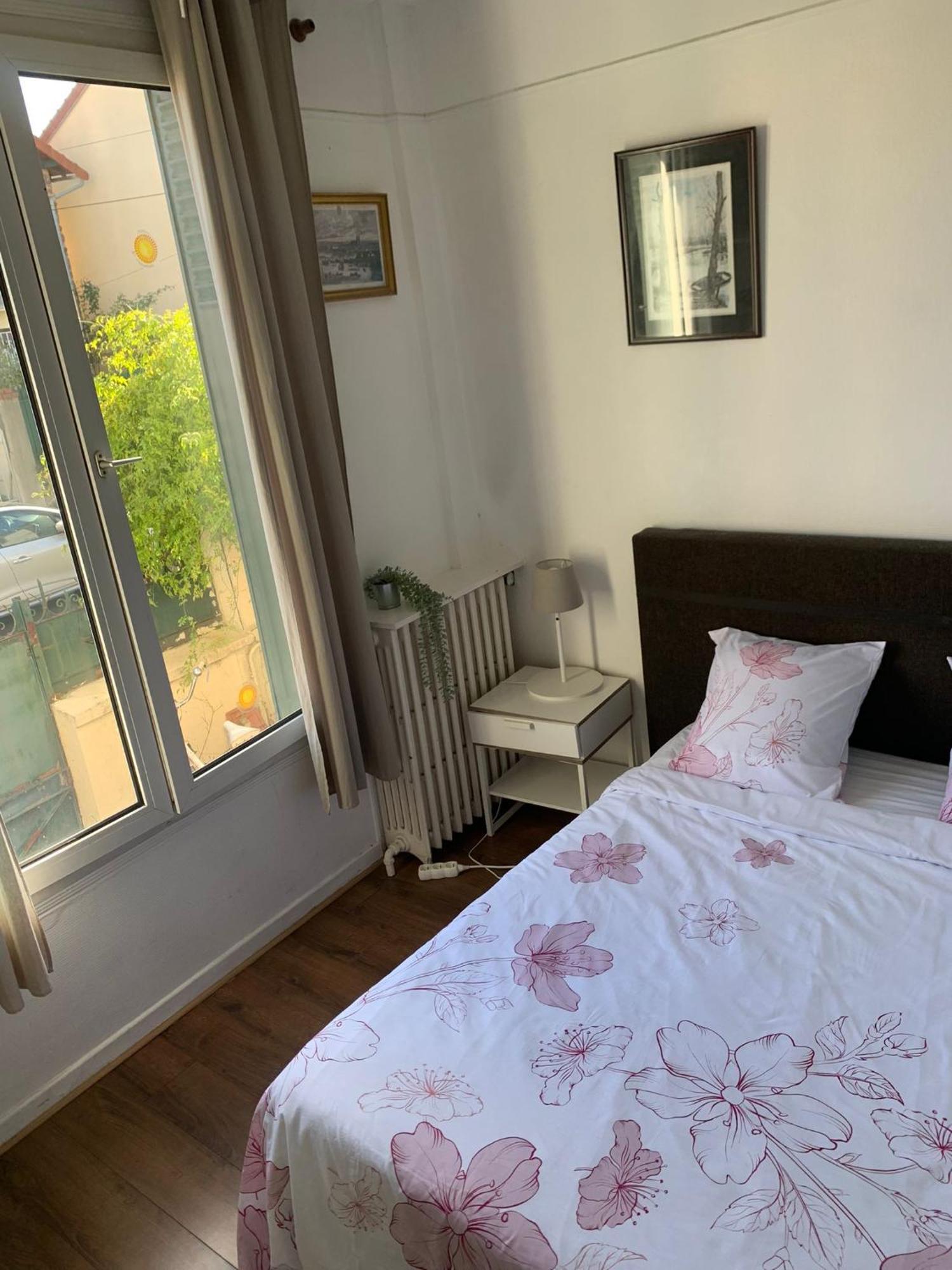 Grand Appartement Avec Terrasse & Jardin A 5 Minutes De Paris Кашан Екстериор снимка